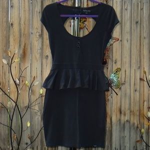 LIKE NEW Vans*L*Black Ruffled Dress